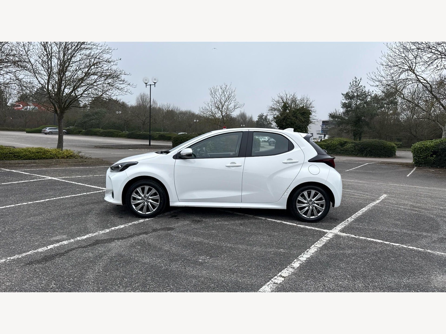 Used Toyota Yaris for sale - 77823916: Photo 19