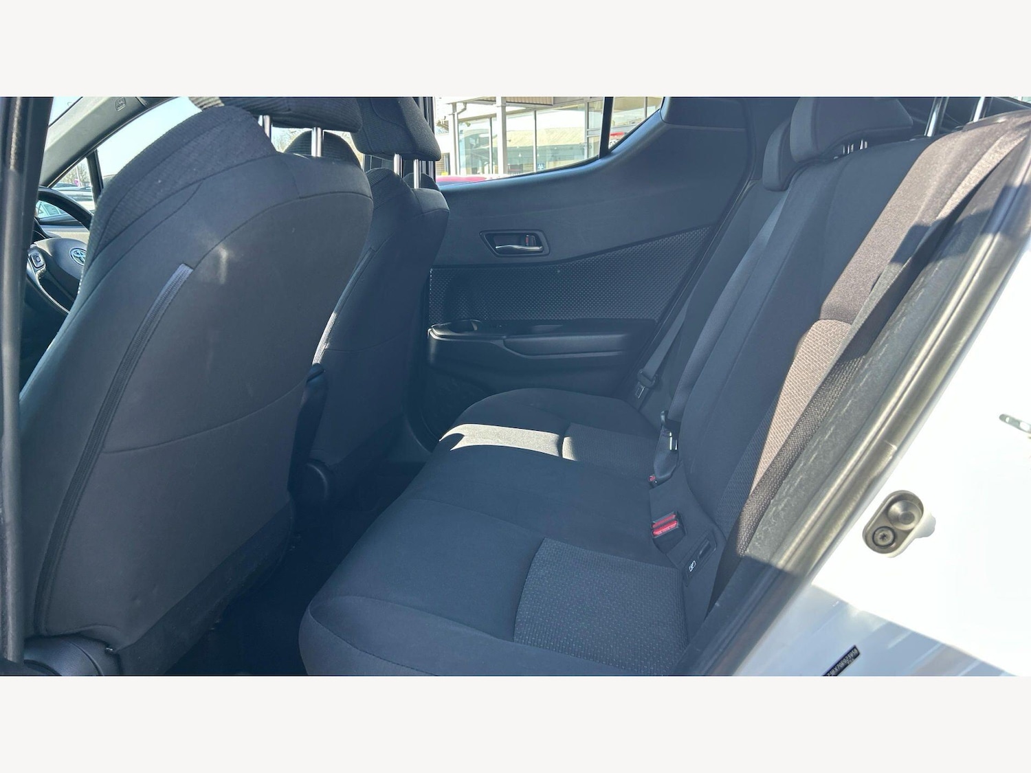 Used Toyota C-HR 2017 for sale - 77978380: Photo 15