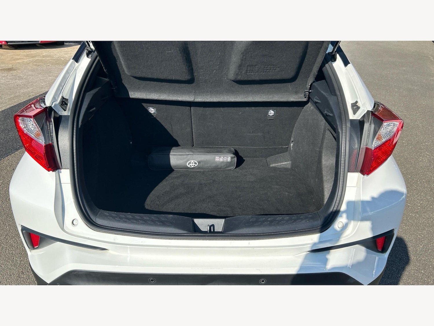 Used Toyota C-HR 2017 for sale - 77978380: Photo 16