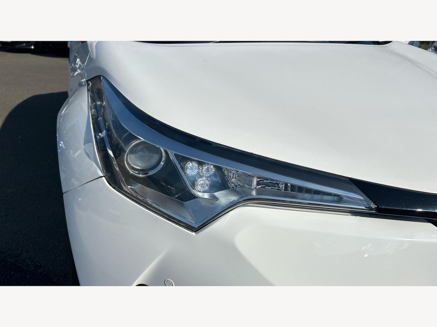 Used Toyota C-HR 2017 for sale - 77978380: Photo 24