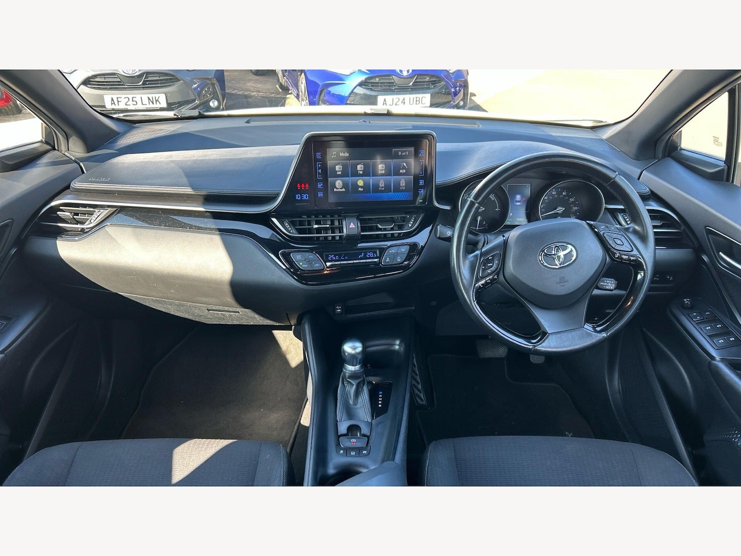 Used Toyota C-HR 2017 for sale - 77978380: Photo 7