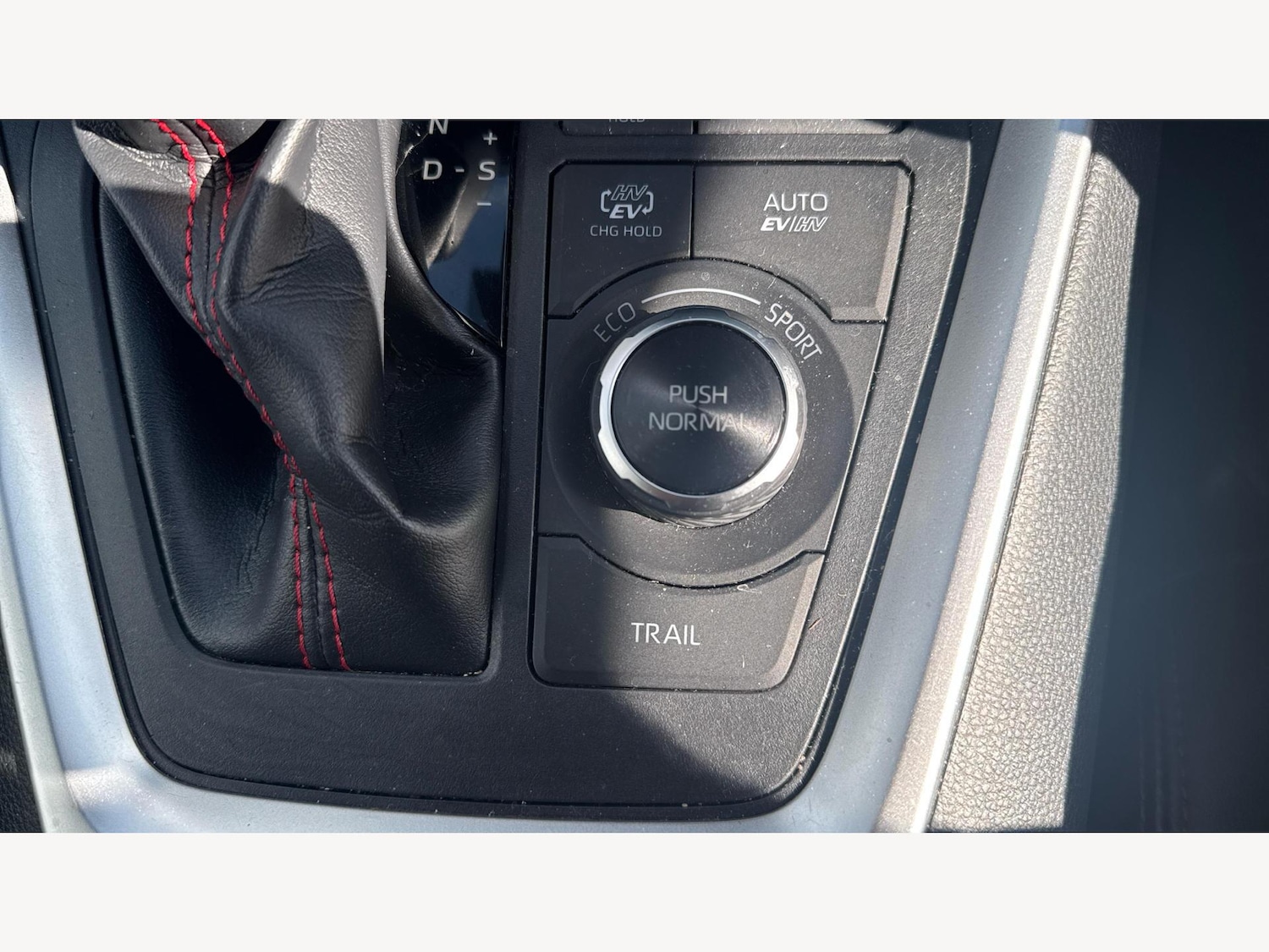 Used Toyota RAV4 2021 for sale - 76020558: Photo 33