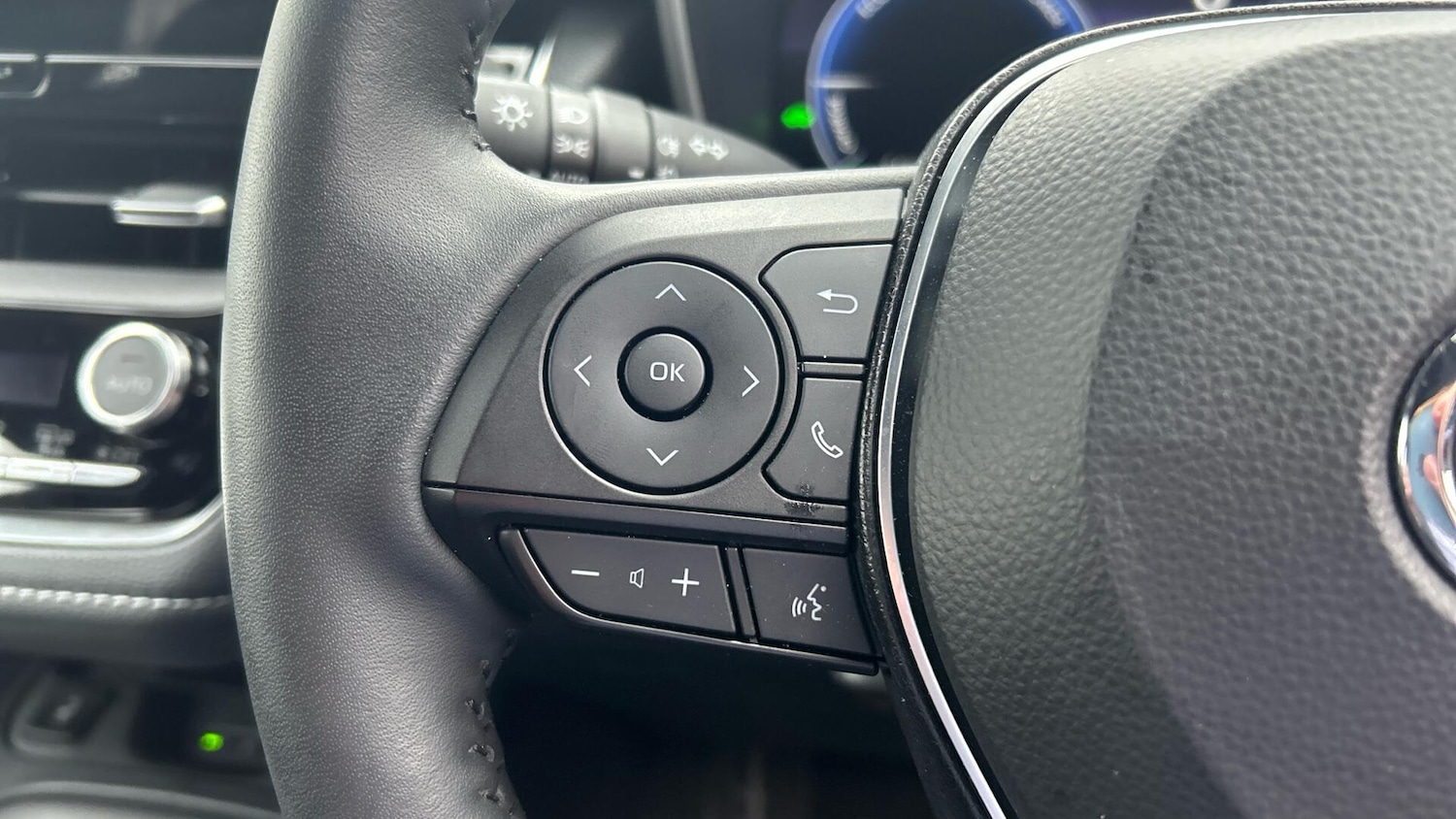 Used Toyota Corolla 2024 for sale - 76608412: Photo 34