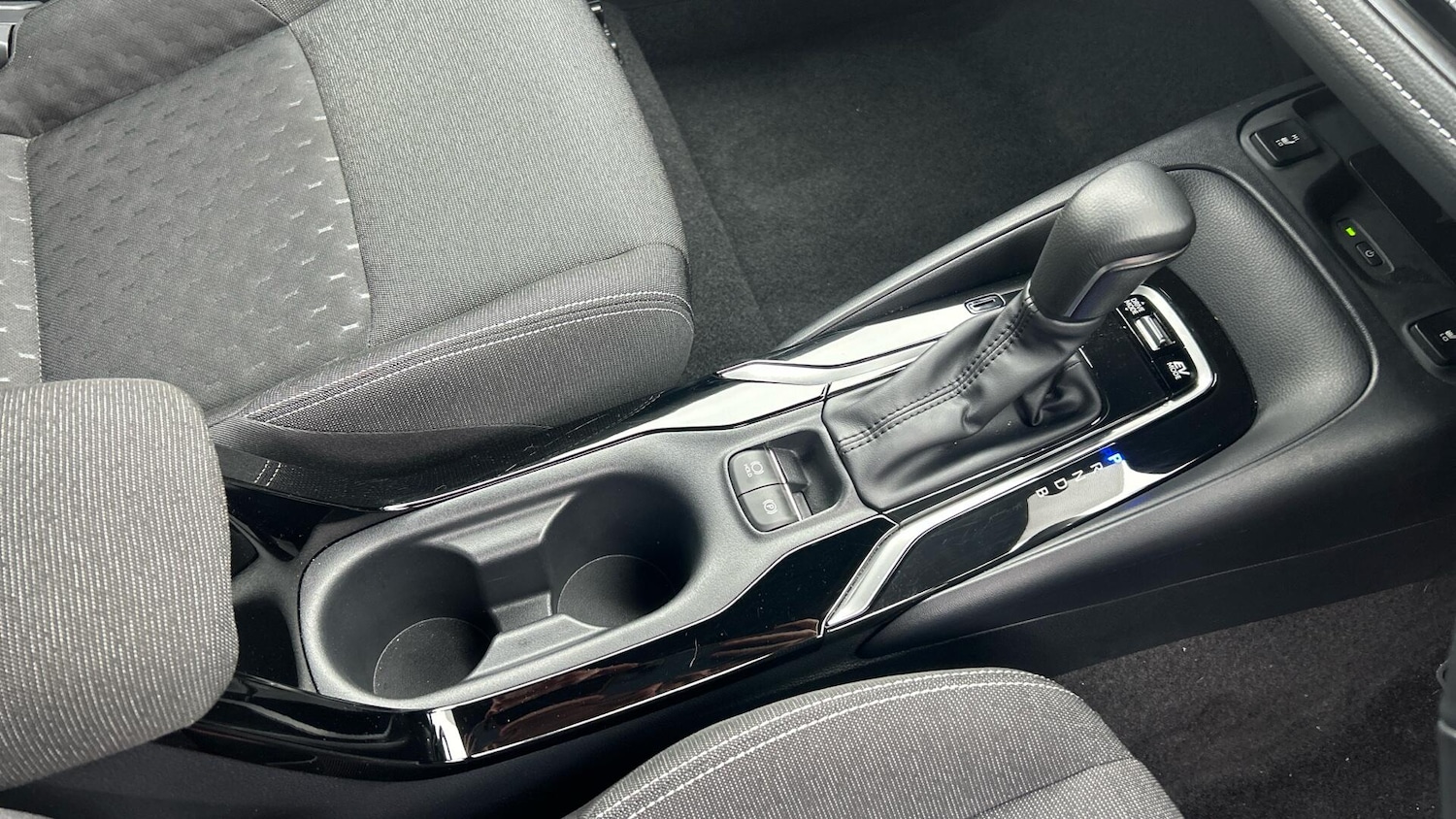 Used Toyota Corolla 2024 for sale - 76608412: Photo 40