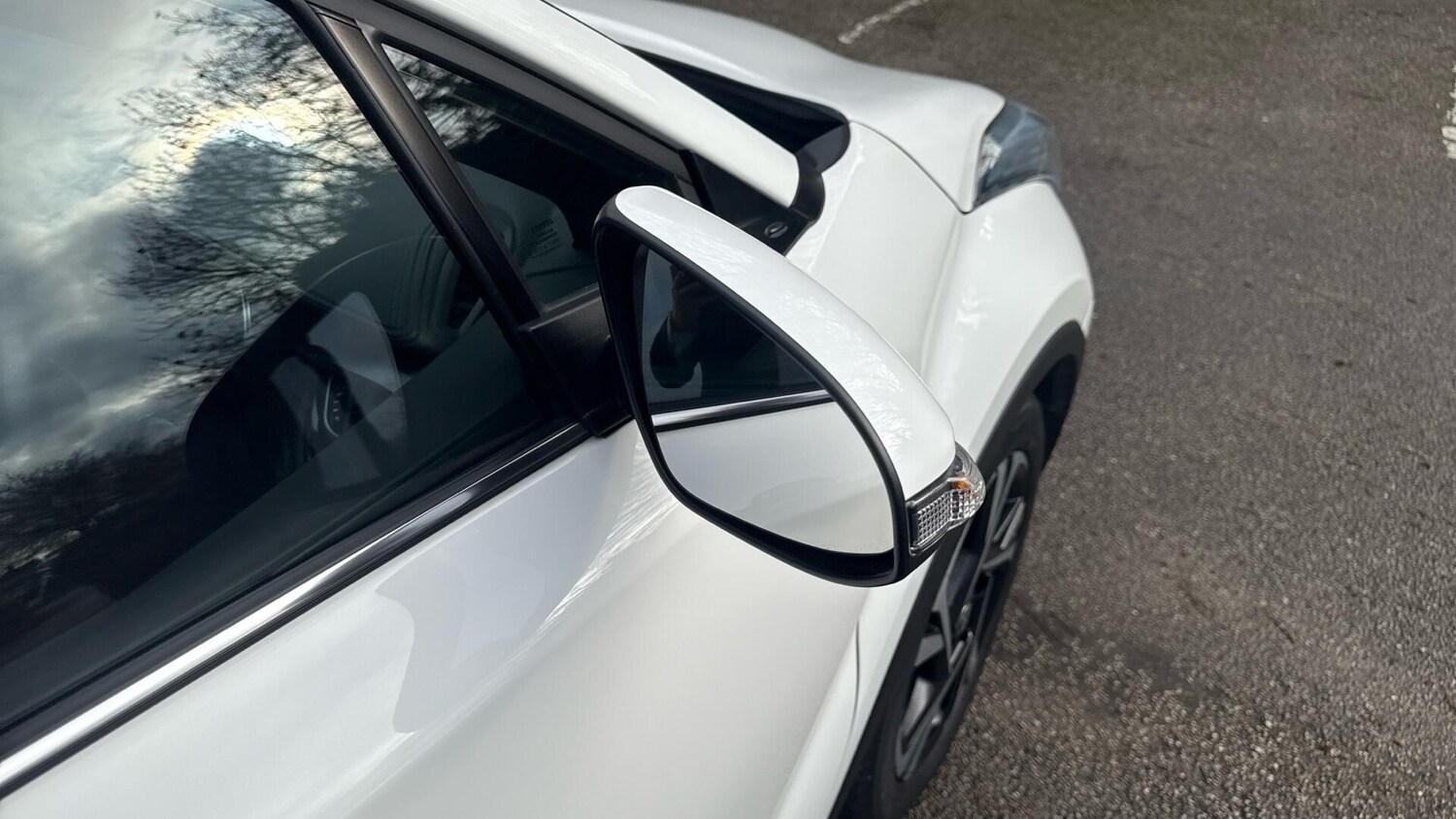 Used Toyota C-HR 2023 for sale - 77510950: Photo 40