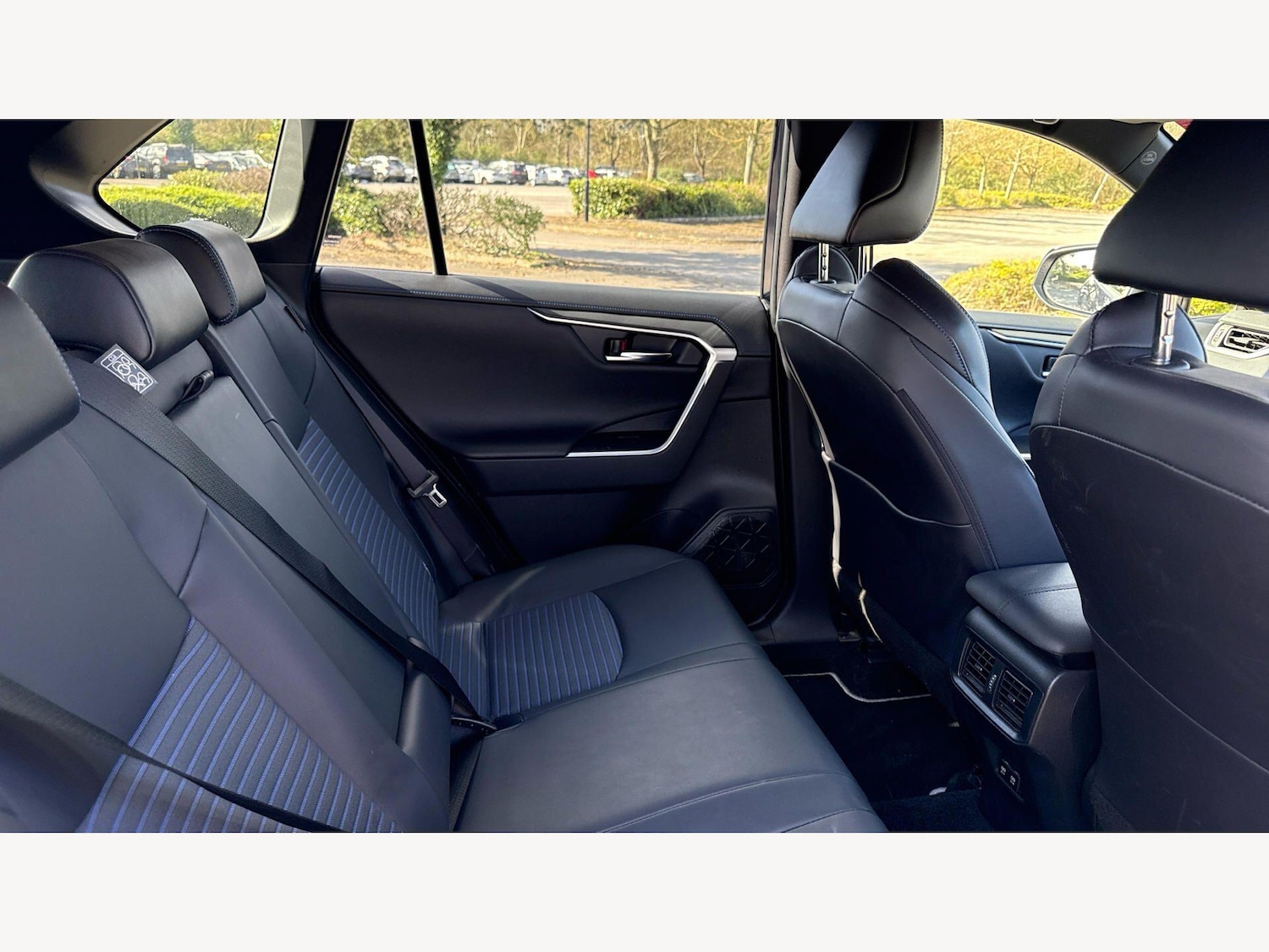 Used Toyota RAV4 2020 for sale - 77838678: Photo 14