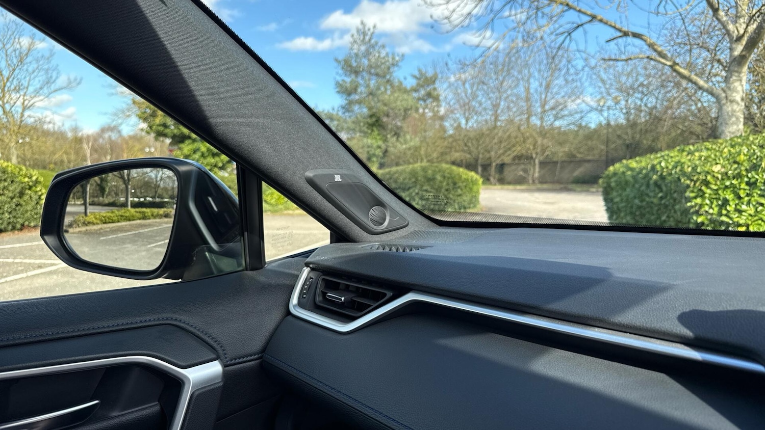 Used Toyota RAV4 2020 for sale - 77838678: Photo 40