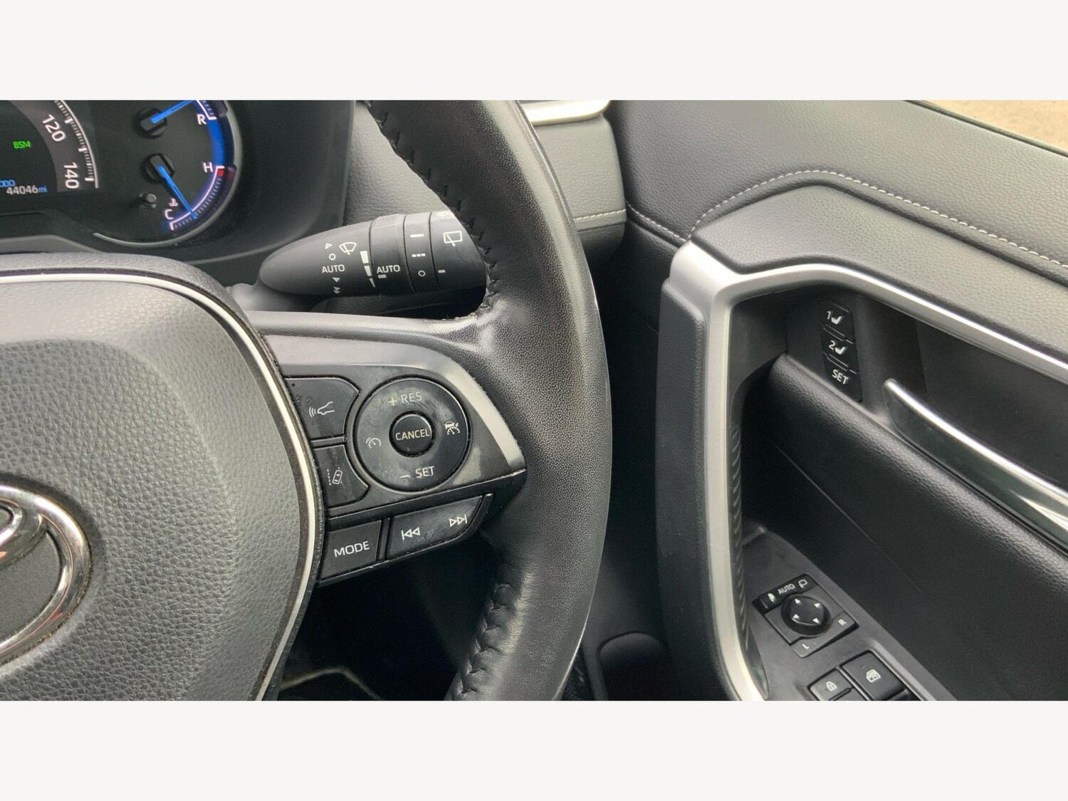 Used Toyota RAV4 2021 for sale - 77549965: Photo 26