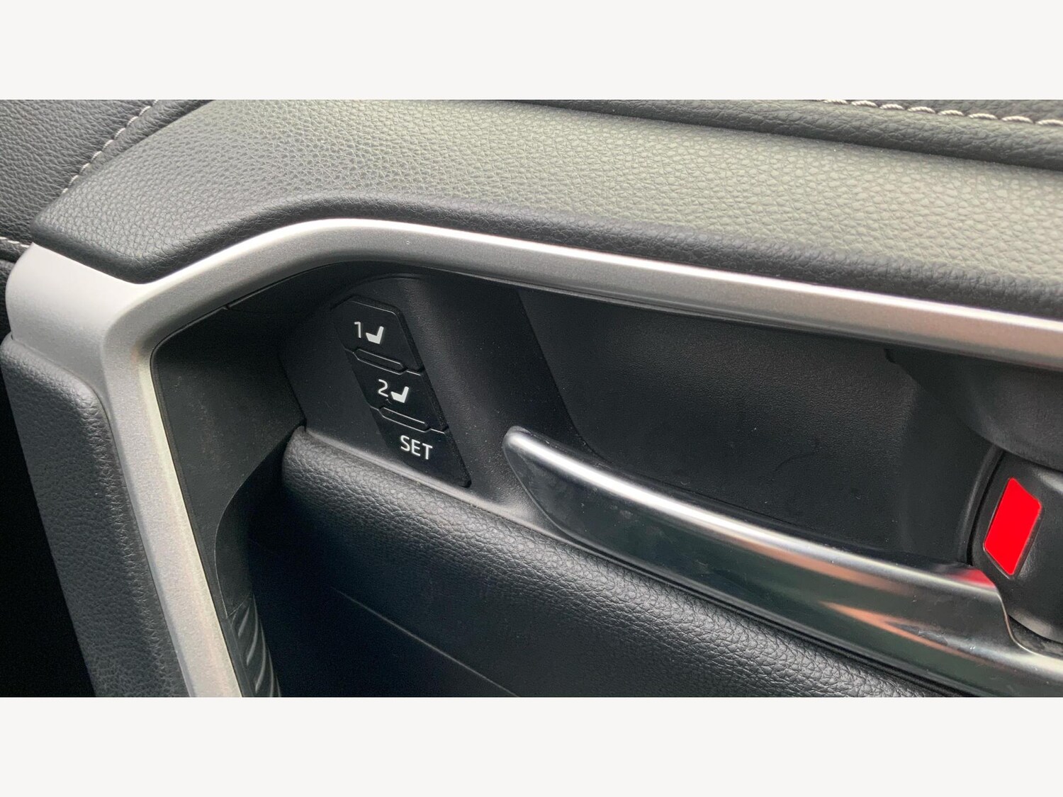 Used Toyota RAV4 2021 for sale - 77549965: Photo 31