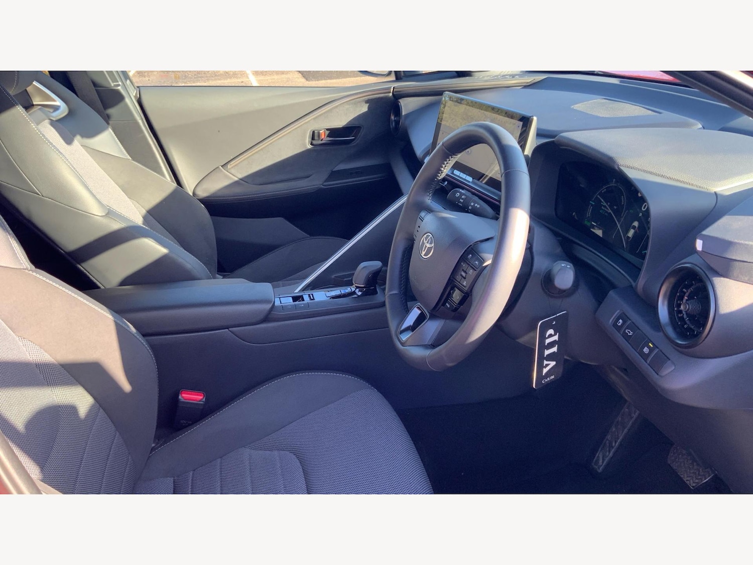 Used Toyota C-HR 2025 for sale - 77510525: Photo 13