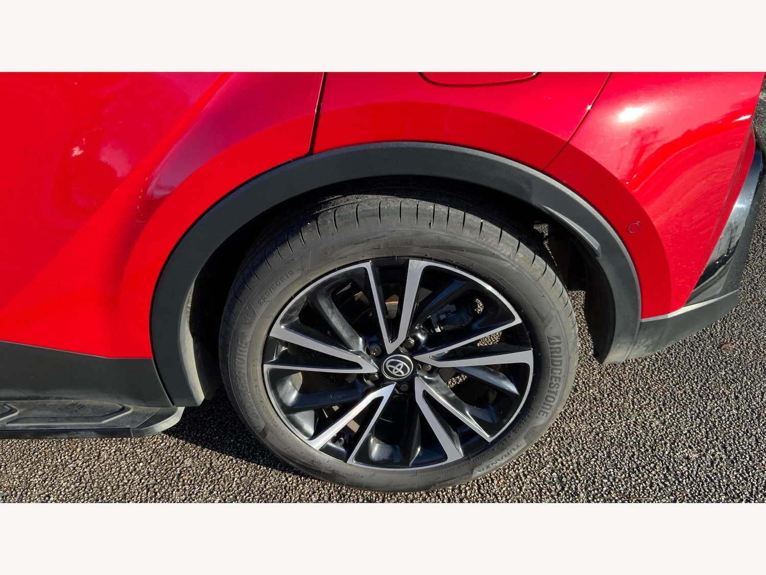 Used Toyota C-HR 2025 for sale - 77510525: Photo 29