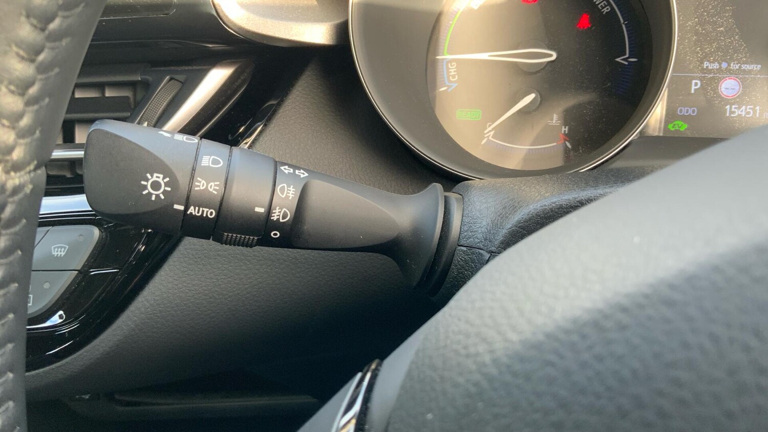 Used Toyota C-HR for sale - 77175914: Photo 37