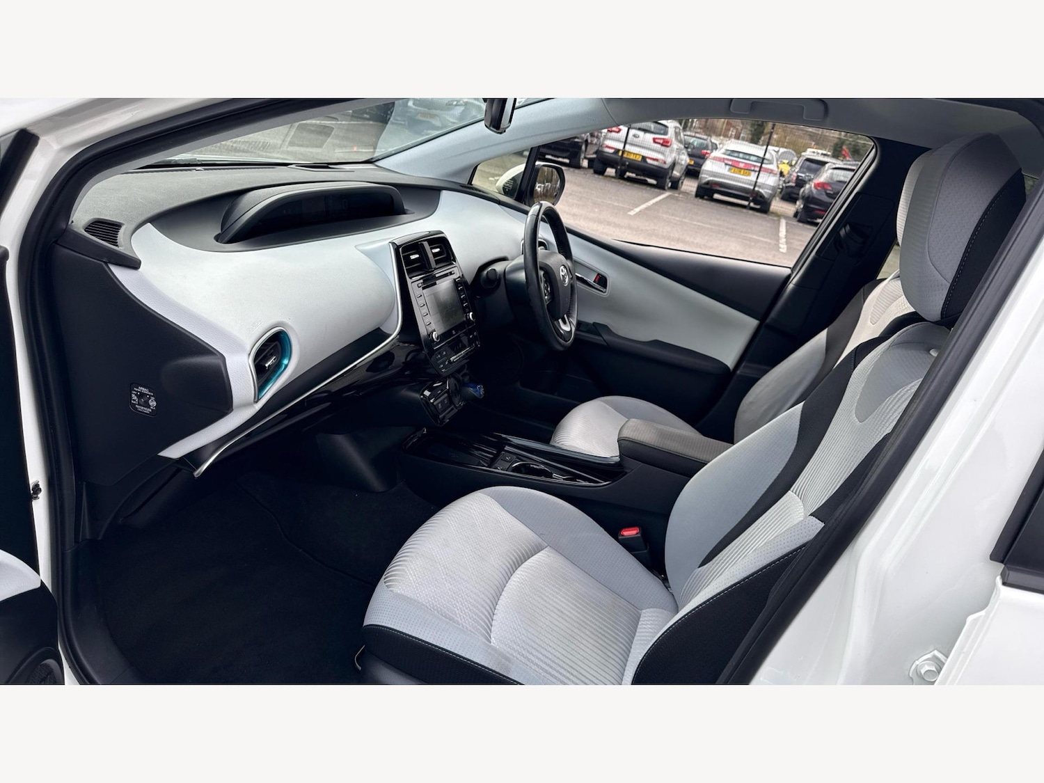 Used Toyota Prius 2021 for sale - 77575310: Photo 12