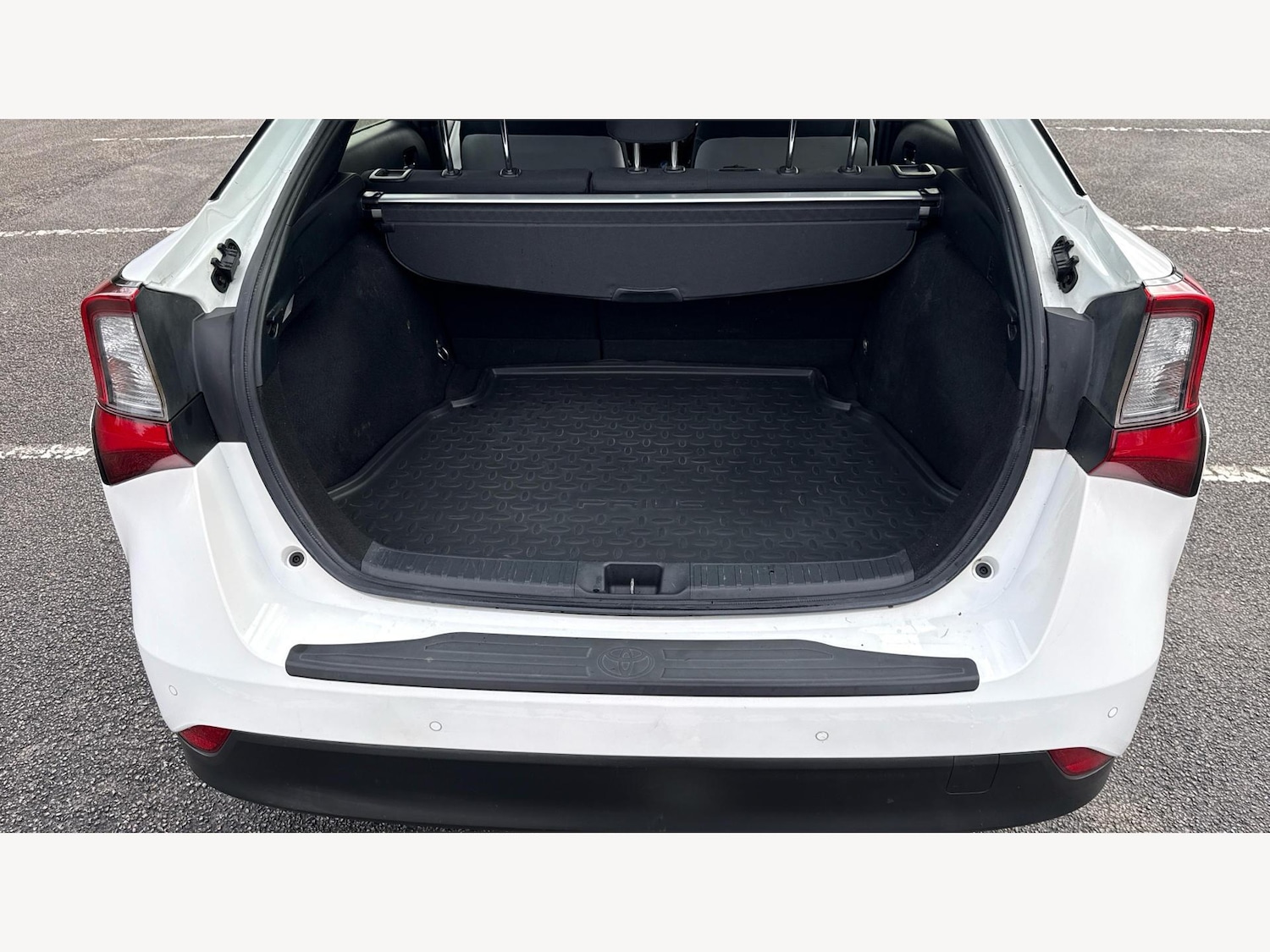 Used Toyota Prius 2021 for sale - 77575310: Photo 16