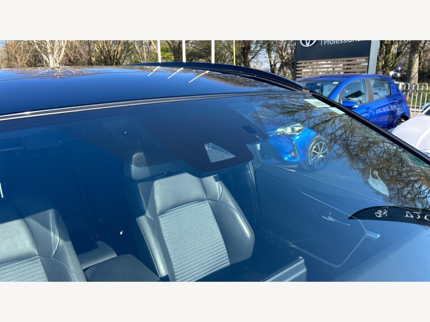 Used Toyota RAV4 2019 for sale - 77957403: Photo 28