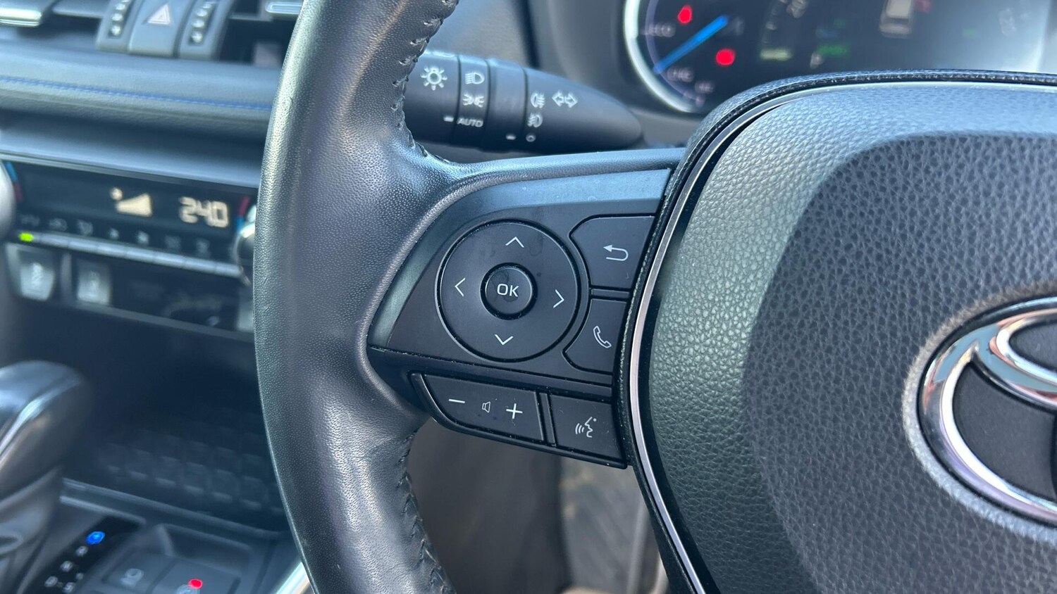 Used Toyota RAV4 2019 for sale - 77957403: Photo 33