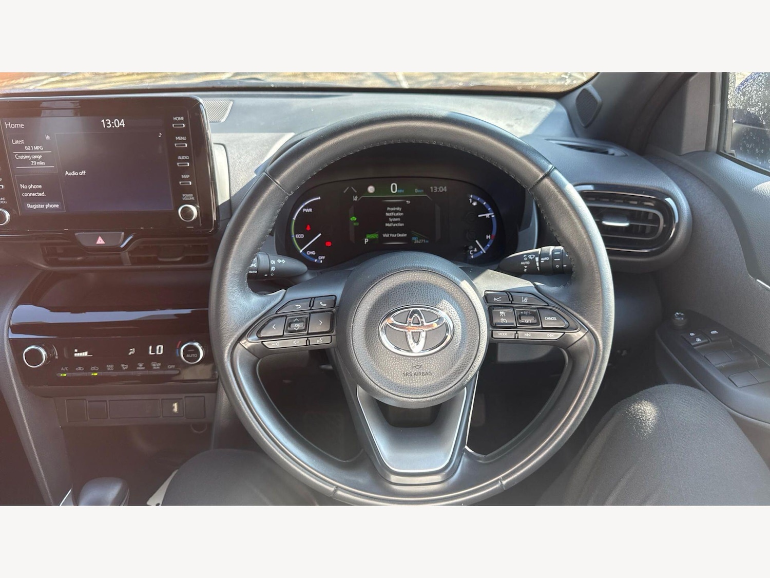 Used Toyota Yaris Cross 2023 for sale - 78034441: Photo 8