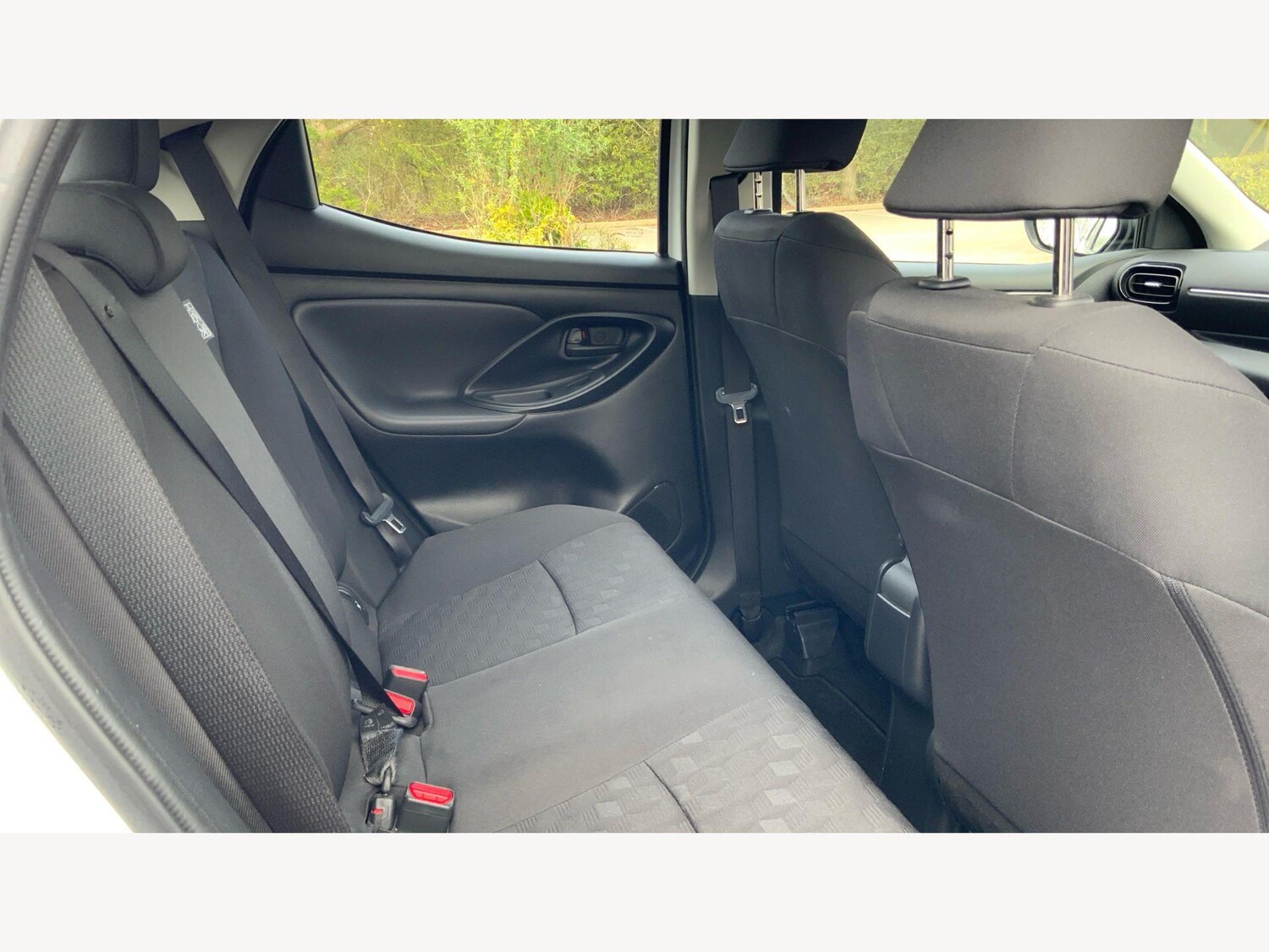 Used Toyota Yaris for sale - 78057835: Photo 14