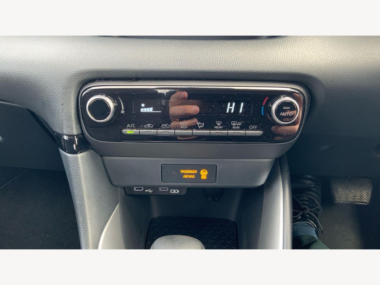 Used Toyota Yaris for sale - 78057835: Photo 24