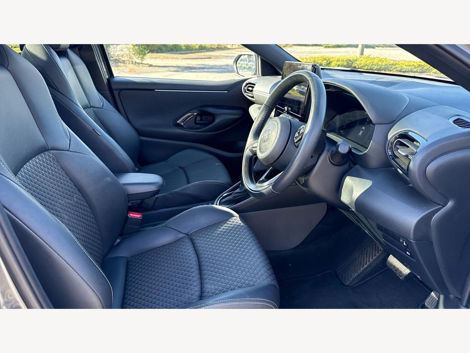 Used Toyota Yaris for sale - 77958493: Photo 13