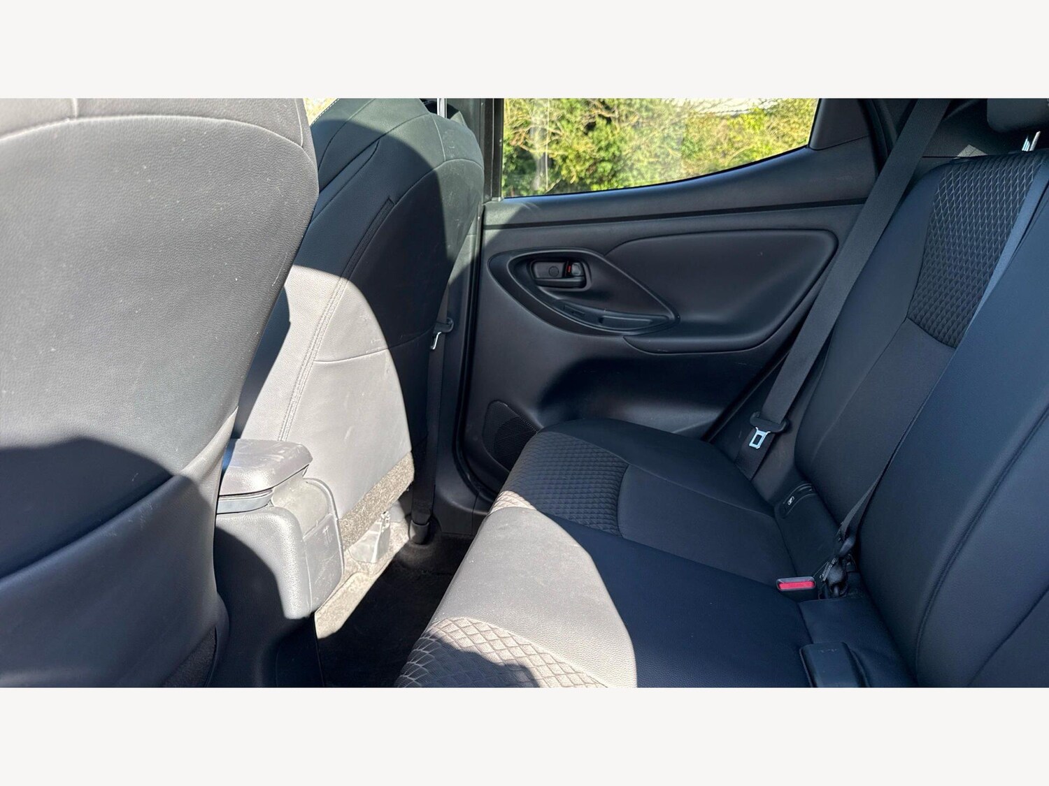 Used Toyota Yaris for sale - 77958493: Photo 15