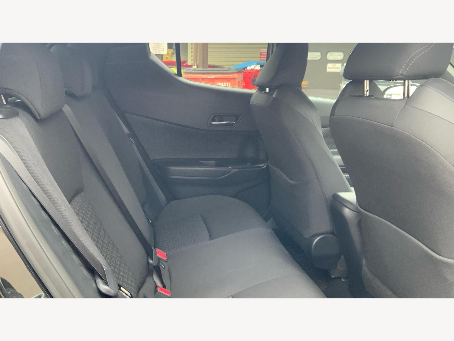 Used Toyota C-HR 2022 for sale - 76388450: Photo 14