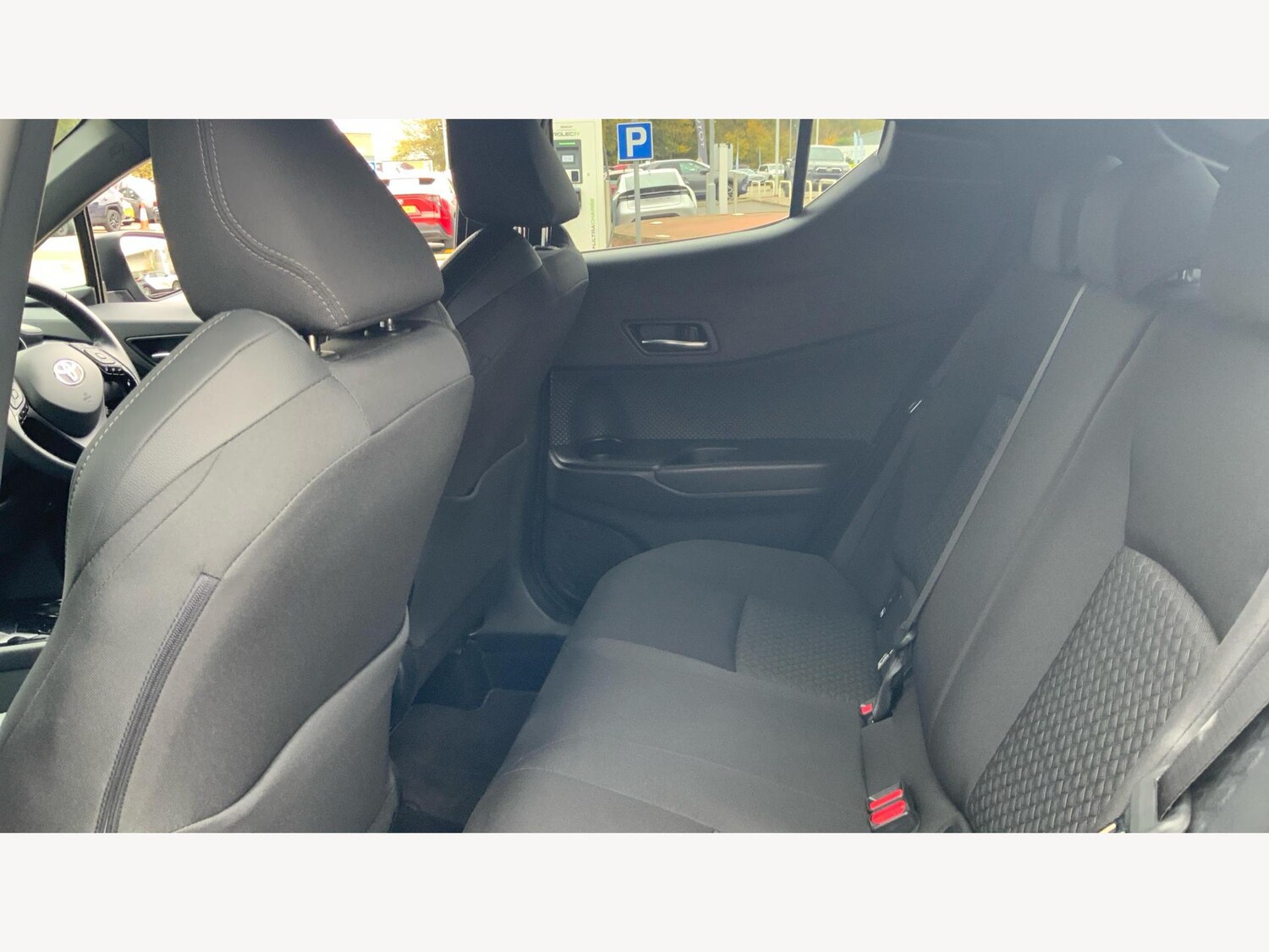 Used Toyota C-HR 2022 for sale - 76388450: Photo 15