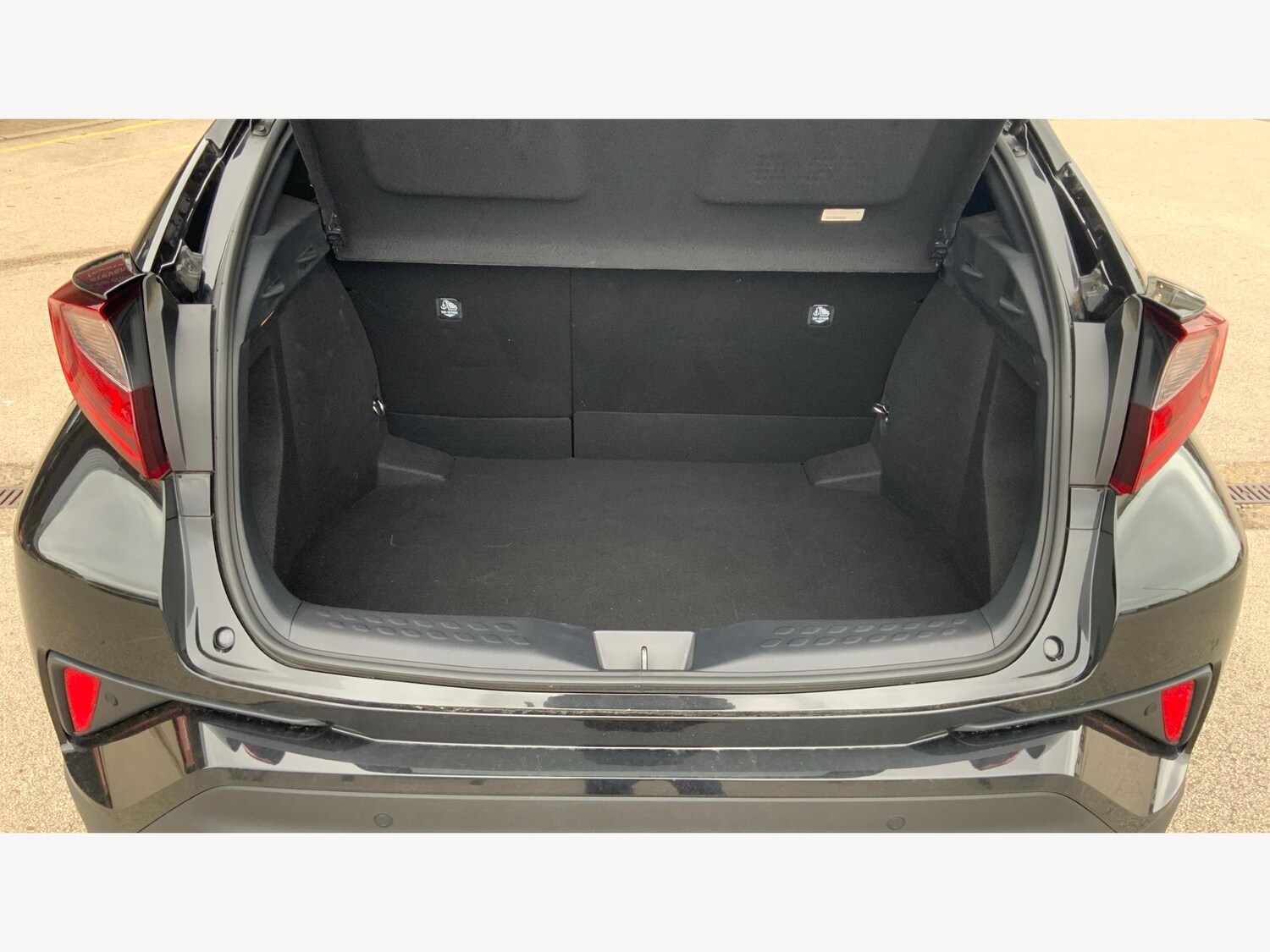 Used Toyota C-HR 2022 for sale - 76388450: Photo 16