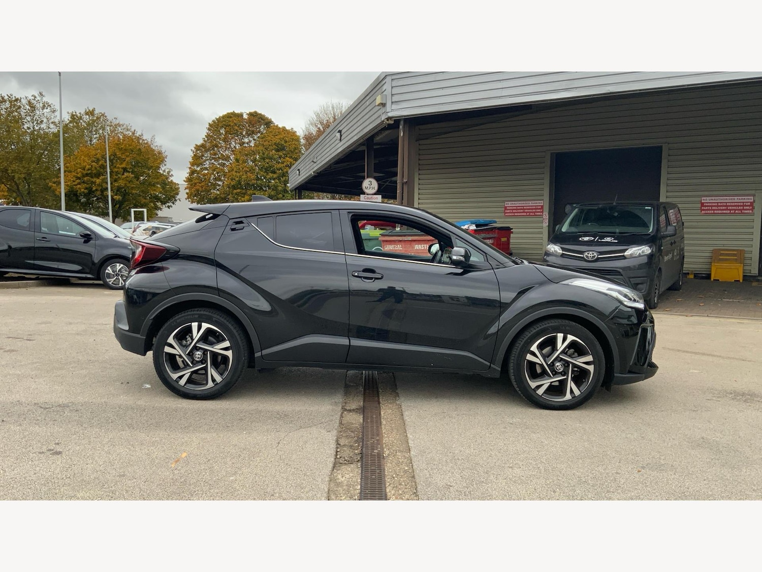 Used Toyota C-HR 2022 for sale - 76388450: Photo 18