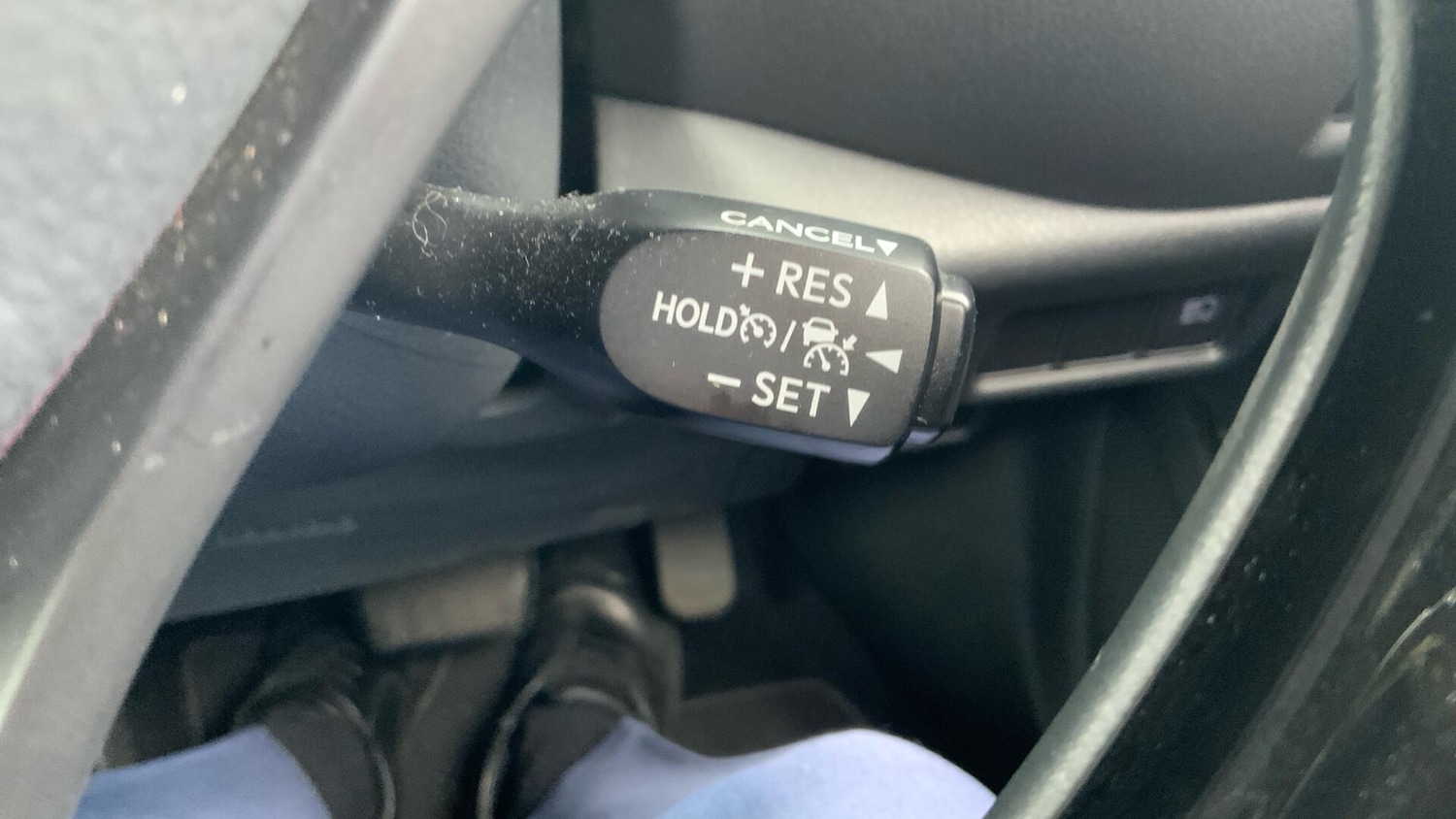 Used Toyota C-HR 2022 for sale - 76388450: Photo 35