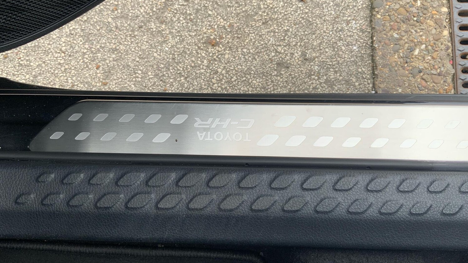 Used Toyota C-HR 2022 for sale - 76388450: Photo 41