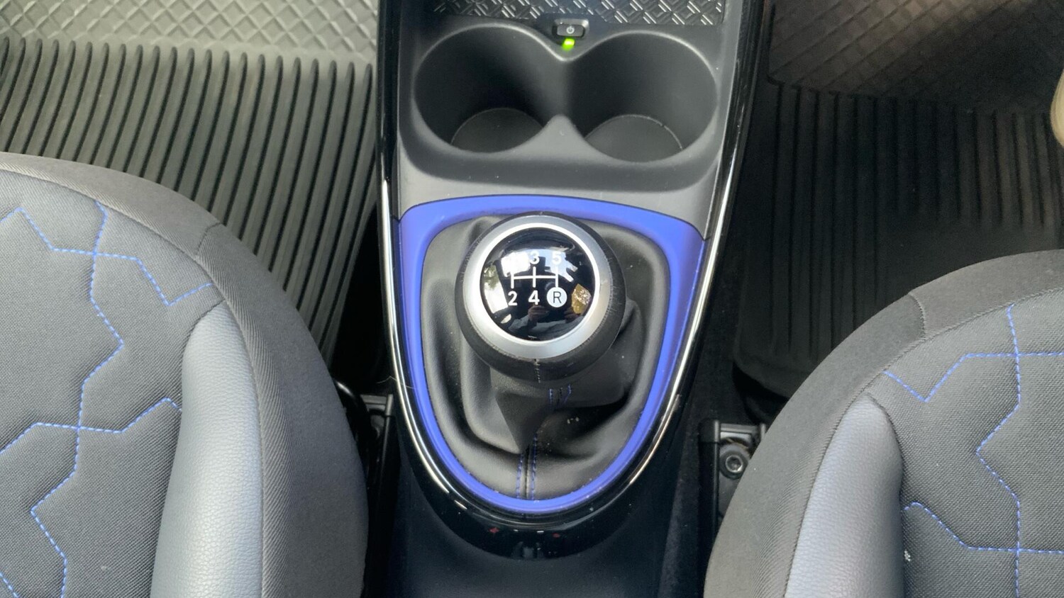 Used Toyota Aygo X 2024 for sale - 76572944: Photo 38