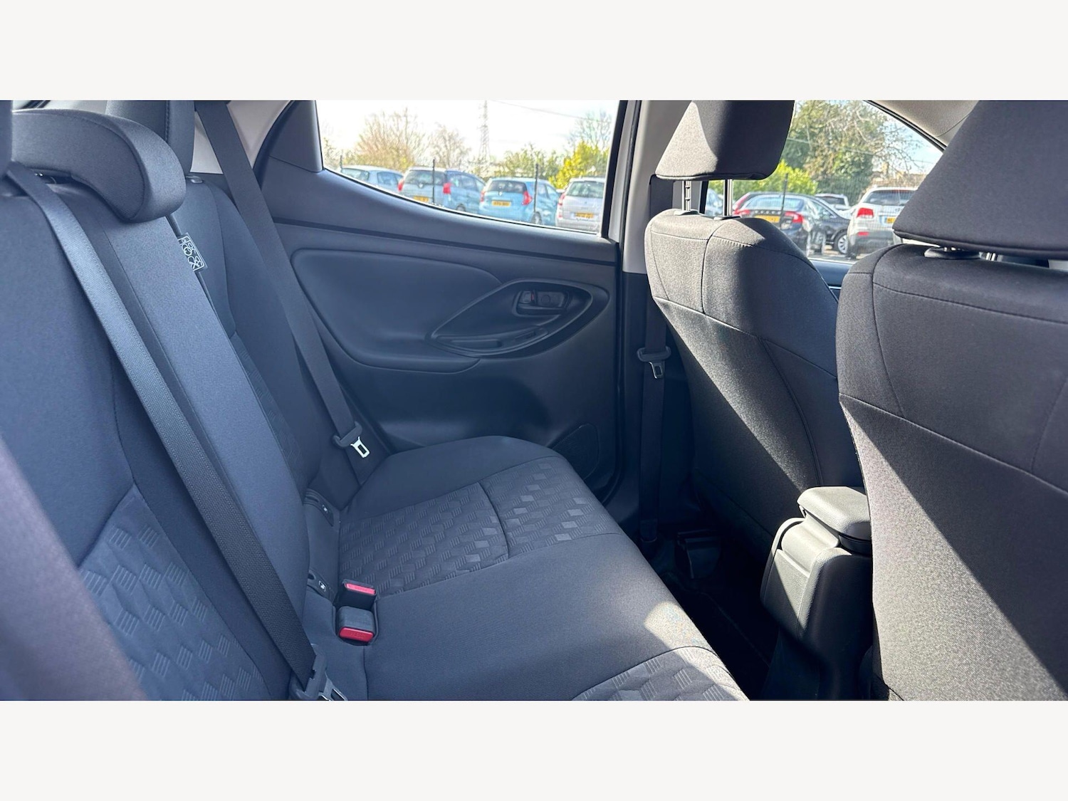 Used Toyota Yaris for sale - 77823932: Photo 14