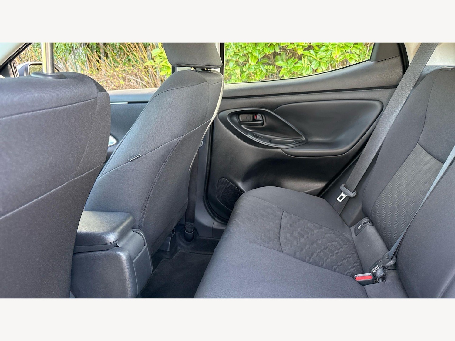 Used Toyota Yaris for sale - 77823932: Photo 15