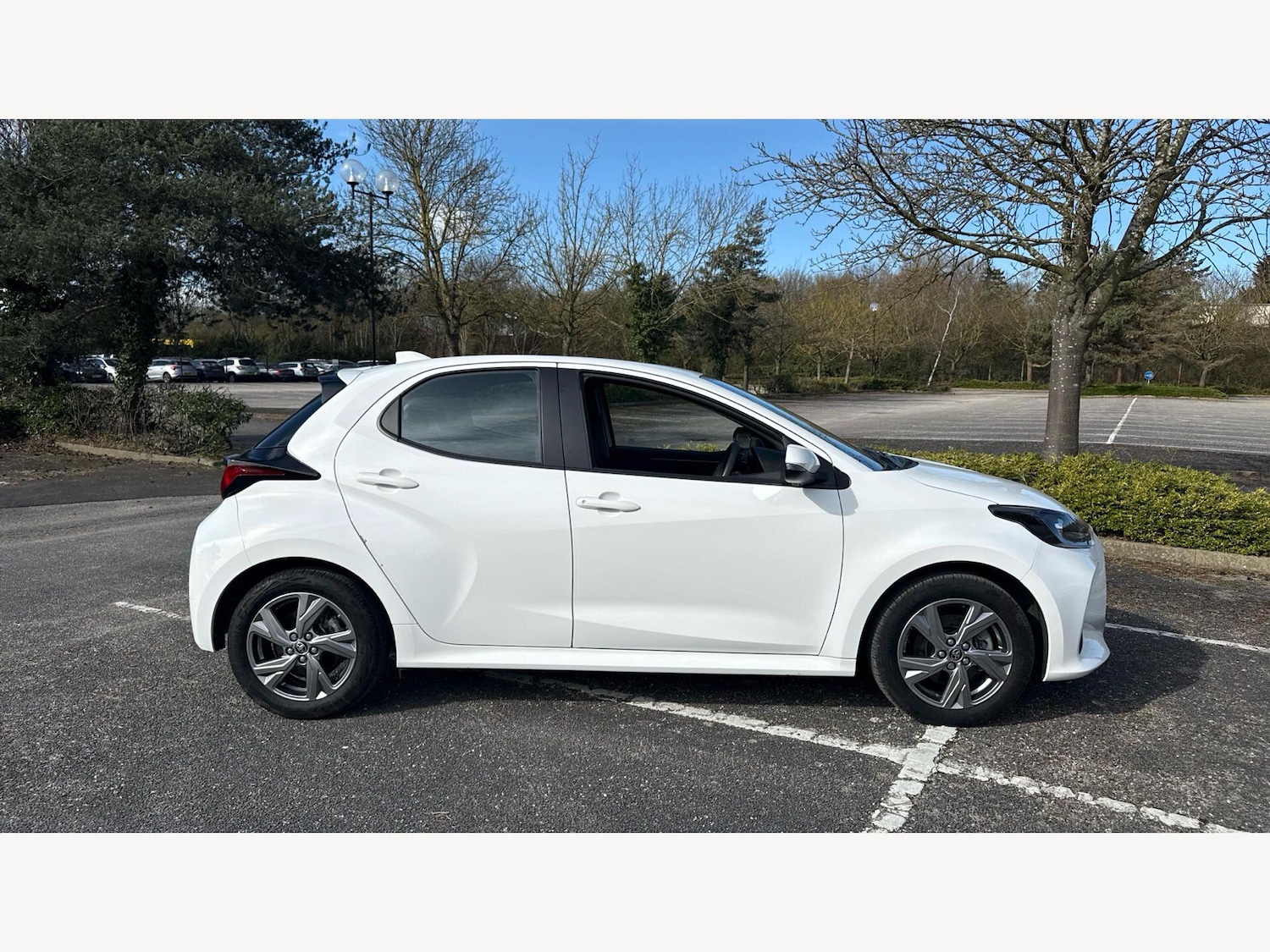 Used Toyota Yaris for sale - 77823932: Photo 18