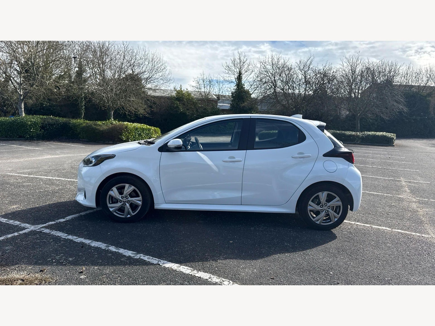 Used Toyota Yaris for sale - 77823932: Photo 19