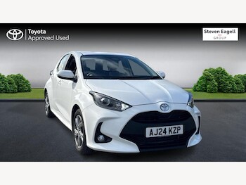 Used Toyota Yaris 2024 for sale - 77823932: Photo