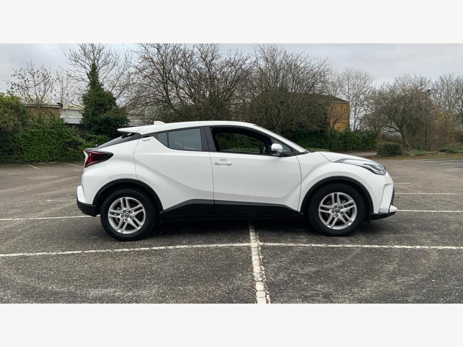 Used Toyota C-HR for sale - 77175916: Photo 18