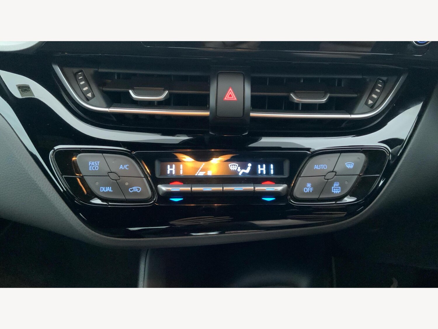 Used Toyota C-HR for sale - 77175916: Photo 30