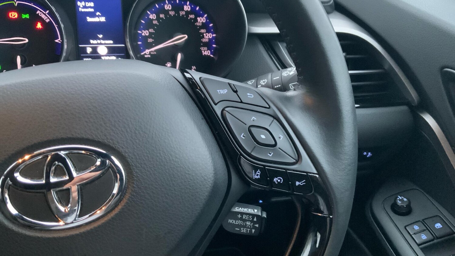 Used Toyota C-HR for sale - 77175916: Photo 32