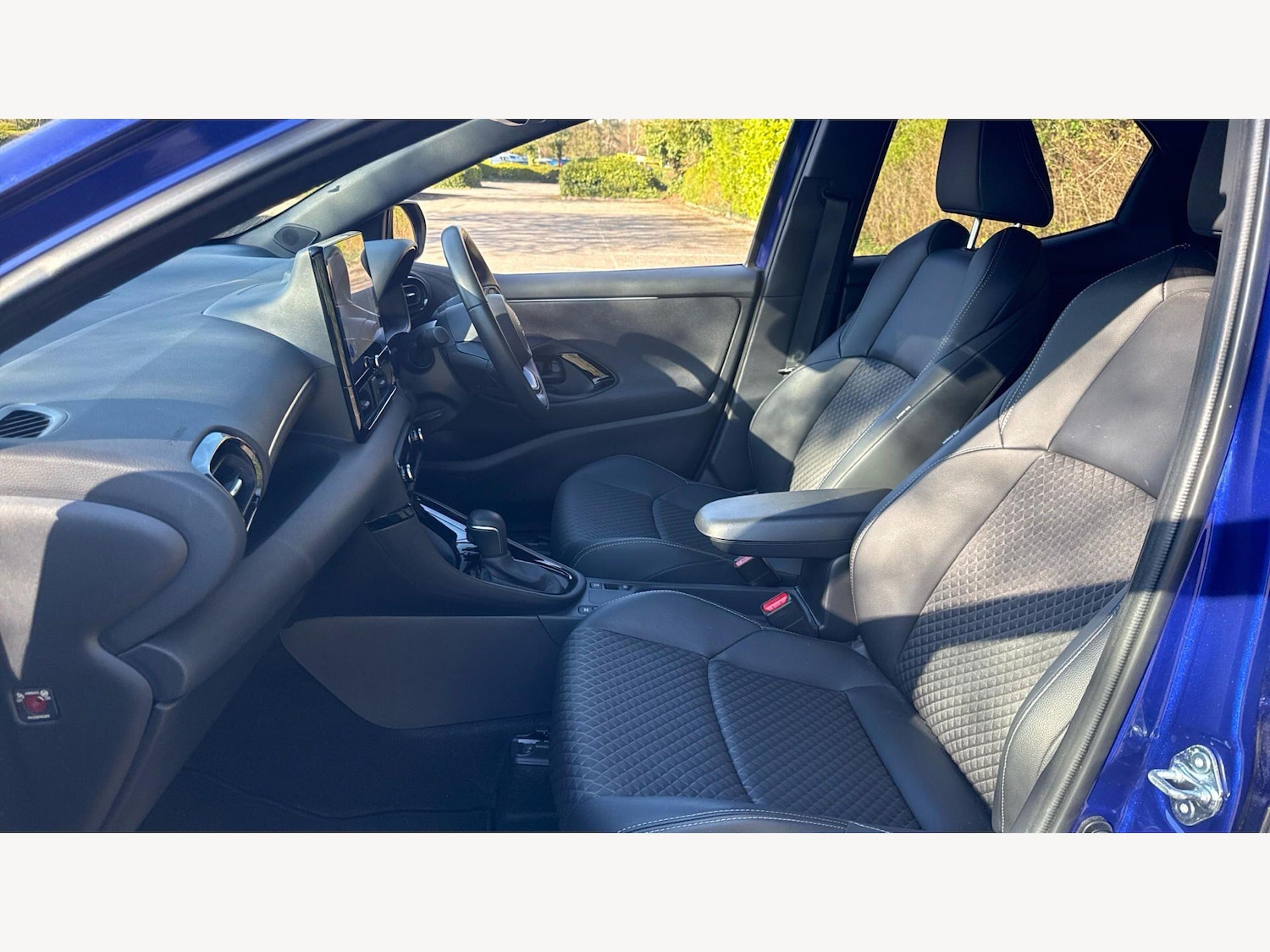 Used Toyota Yaris 2024 for sale - 78072445: Photo 12