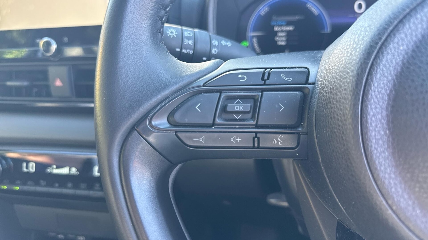 Used Toyota Yaris 2024 for sale - 78072445: Photo 34