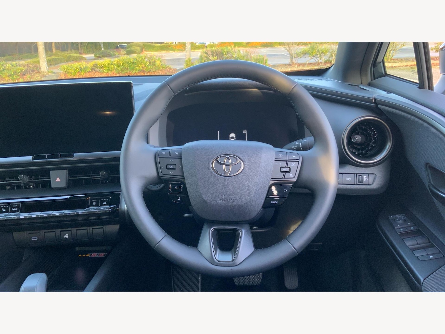 Used Toyota C-HR 2025 for sale - 77202864: Photo 10