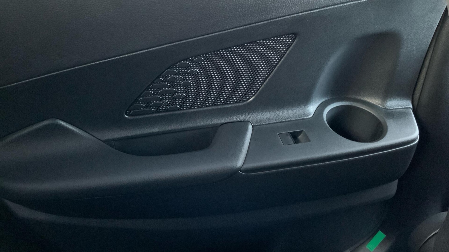 Used Toyota C-HR 2025 for sale - 77202864: Photo 38