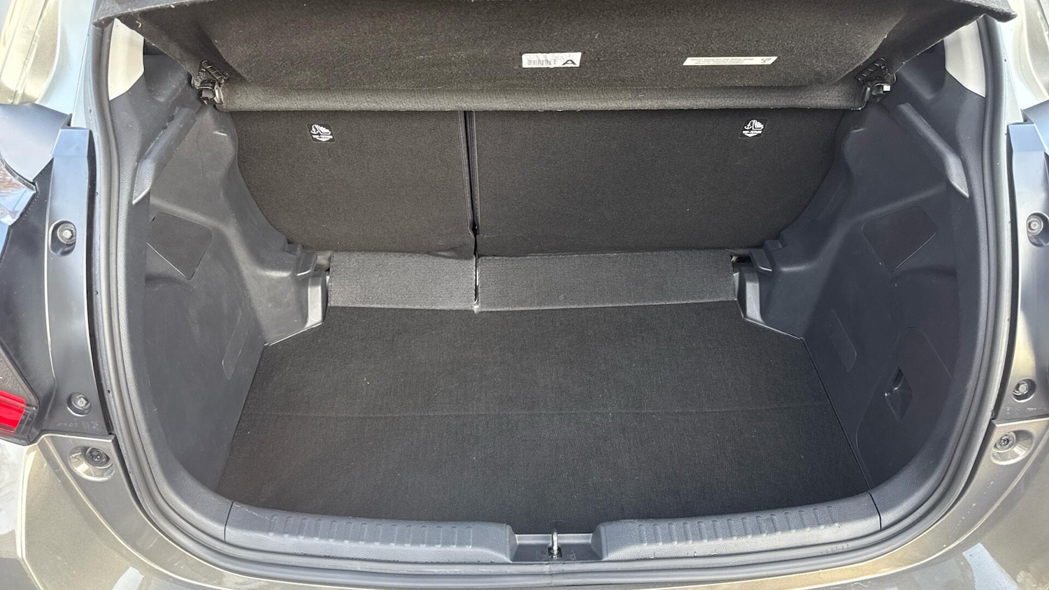 Used Toyota Yaris 2023 for sale - 78148005: Photo 13