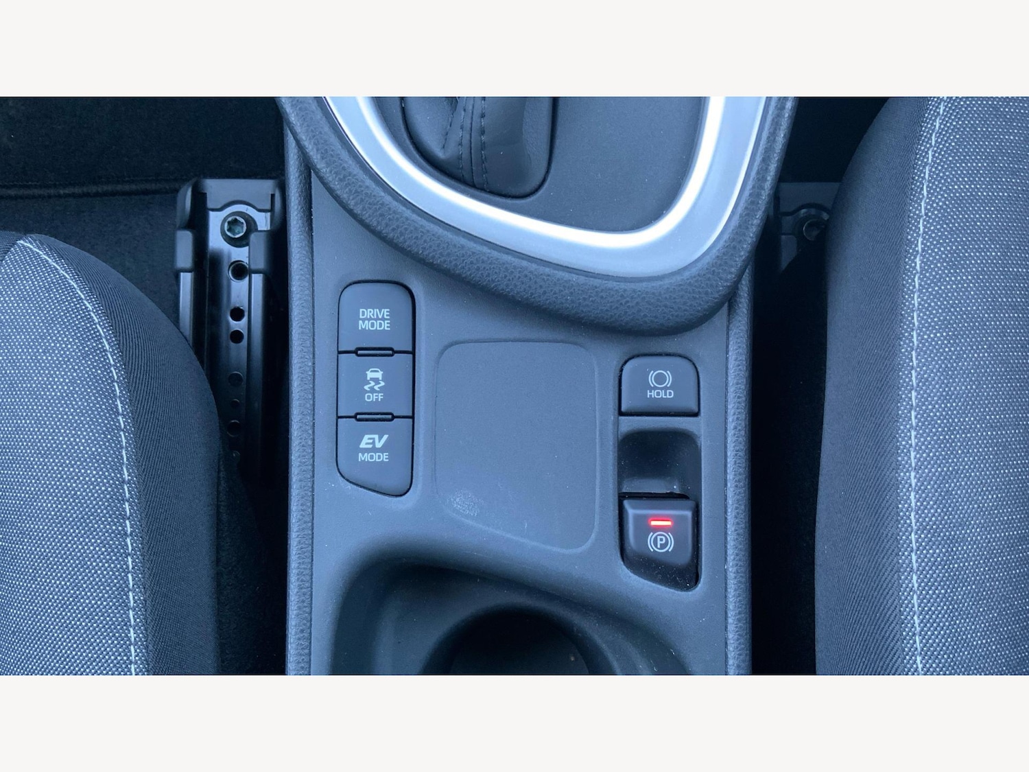 Used Toyota Yaris 2022 for sale - 76701869: Photo 25