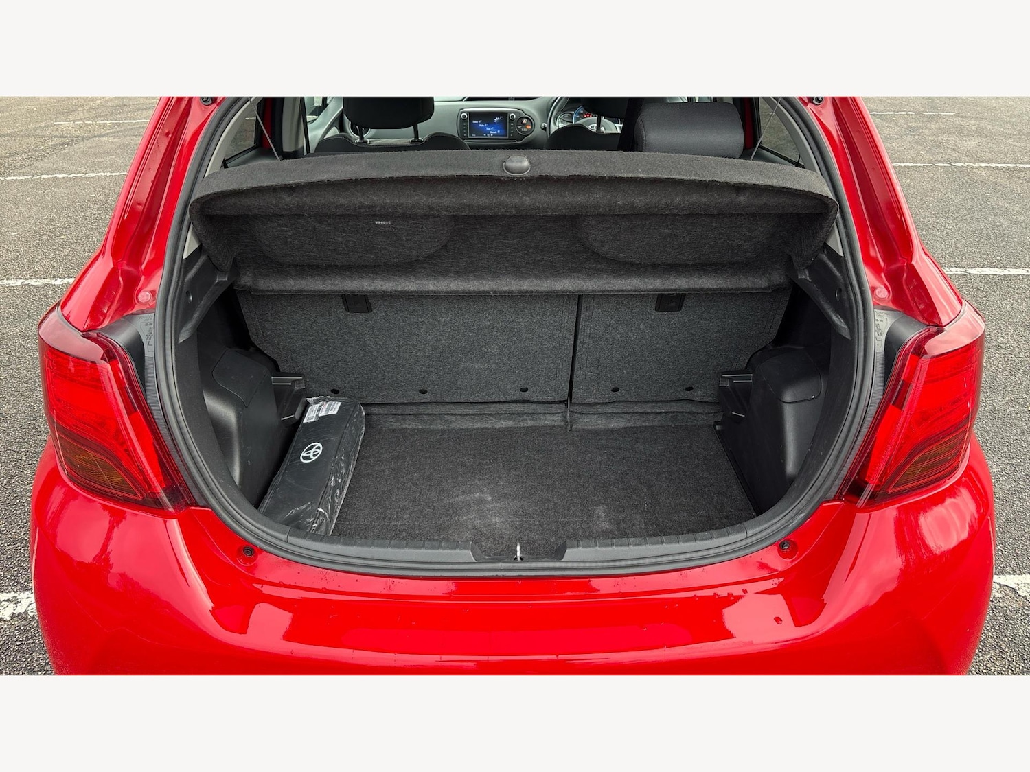 Used Toyota Yaris 2016 for sale - 76572945: Photo 16