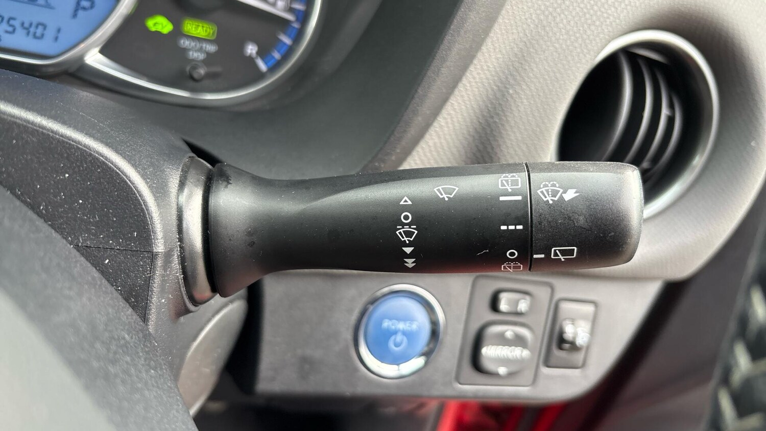 Used Toyota Yaris 2016 for sale - 76572945: Photo 36