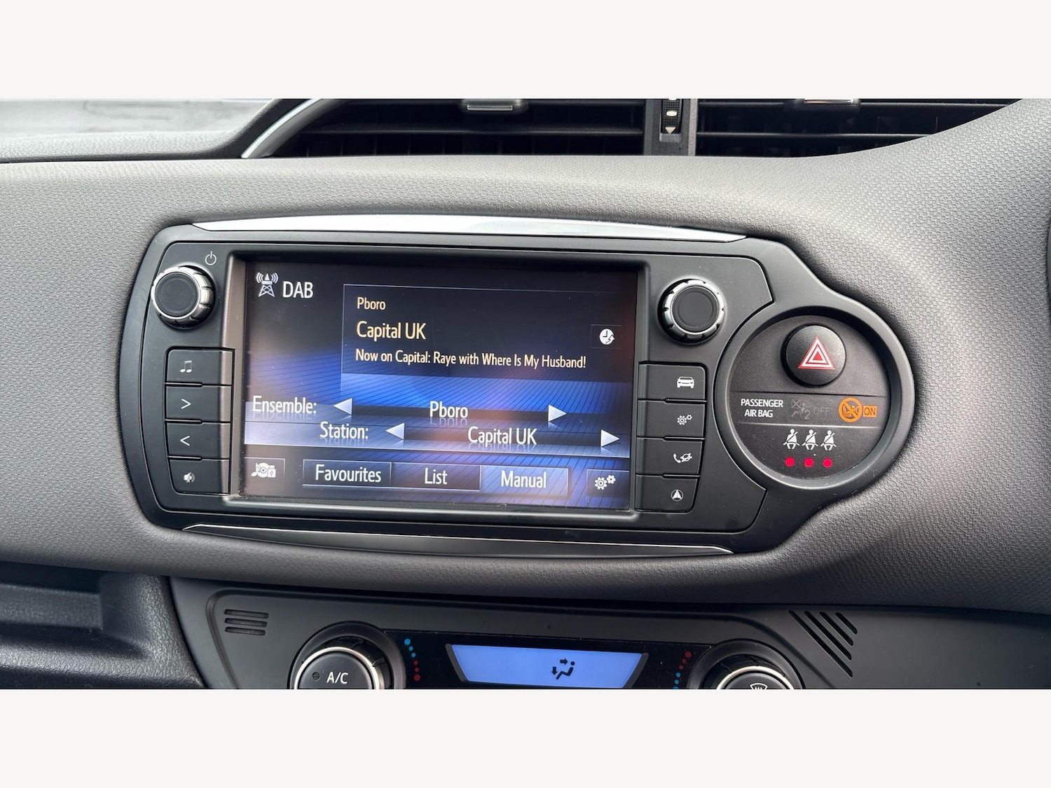 Used Toyota Yaris 2016 for sale - 76572945: Photo 9