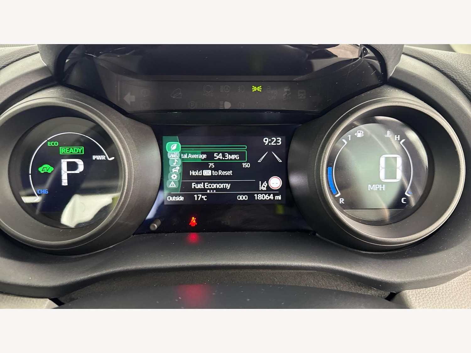 Used Toyota Yaris Cross 2022 for sale - 77202801: Photo 11